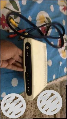 Set-up Box with cable and remote in good condition