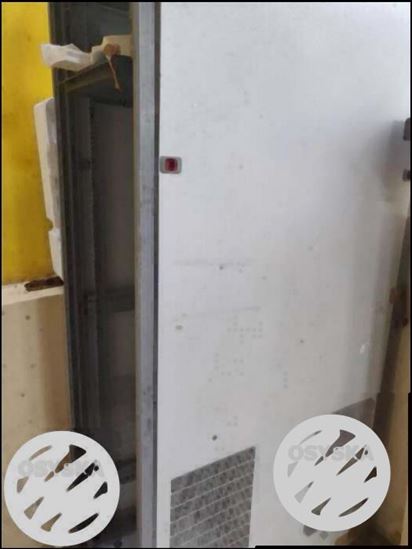 White Single-door Refrigerator