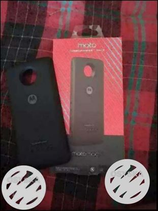 Moto z2 fours power bank this new & I have a Moto