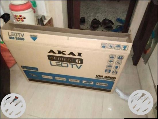 New fress TV akai arjent sell 32 inch LED