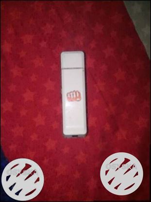 3 g small.dongle bilkul mint condition me hai