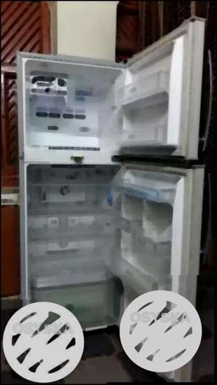 White Top-mount Refrigerator