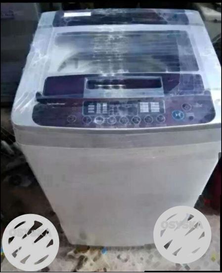 White Top-load Washing Machine