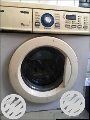 LG TROMM 7Kg Washing Machine