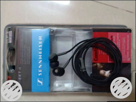 Sennheiser cx 180 1 month used but bill is valid