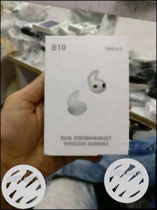 Bluetooth twins (world's smallest) Model B10 just