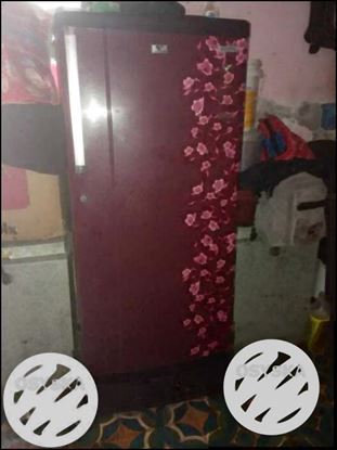 Black And Pink Floral Single-door Refrigerator