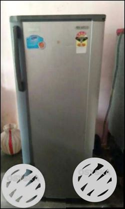 Samsung fridge for sale working in good condition