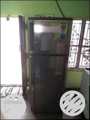 Black Top-mount Refrigerator