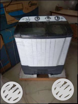 Onida 6.8 KG Semi-Automatic Washing Machine With 1+4 Years Warranty